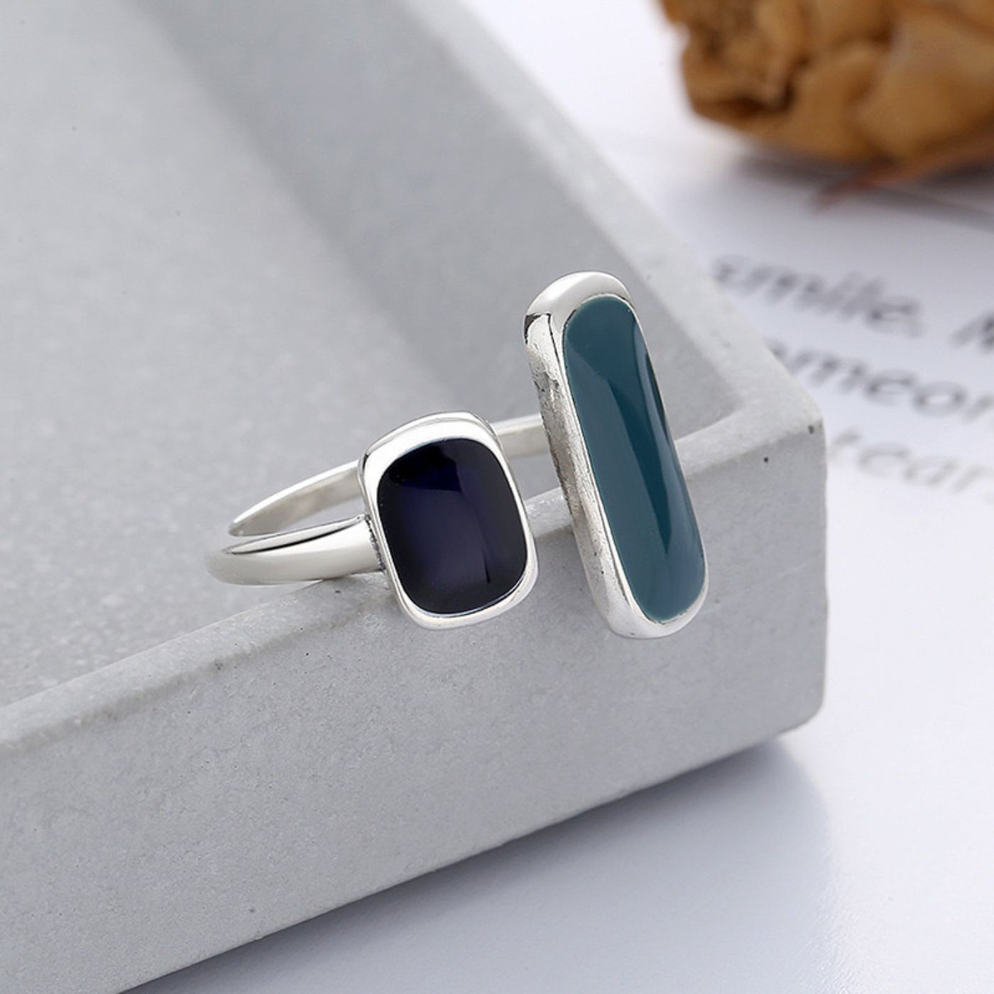 Bague Ouverte Argent Sterling & Résine Bleu-Noir