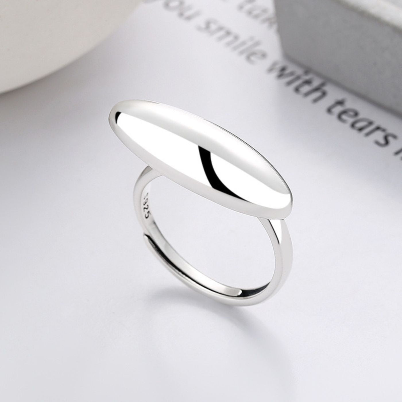 Bague ouverte Élégance Ovale en argent 925