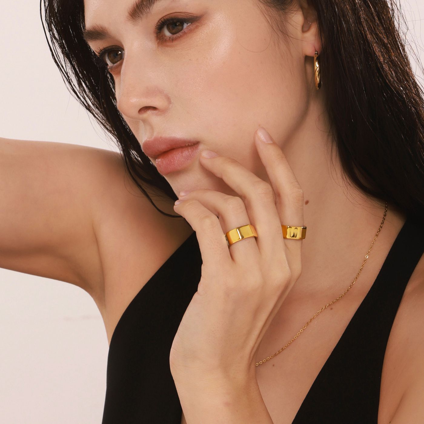Bague Facettée Minimaliste